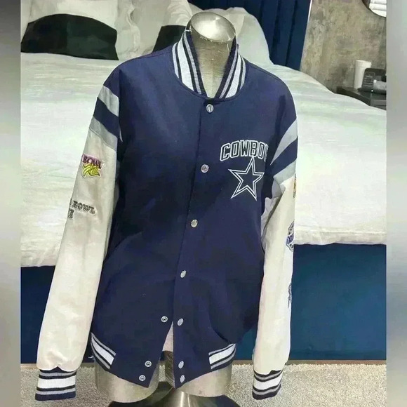 NFL Other - NFL Men’s Dallas Cowboy Varsity Jacket size M